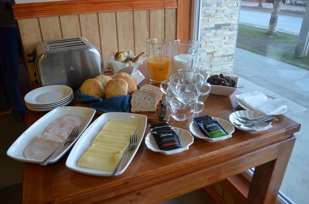 Hostal Camino De Santiago Пуерто-Наталес Екстер'єр фото